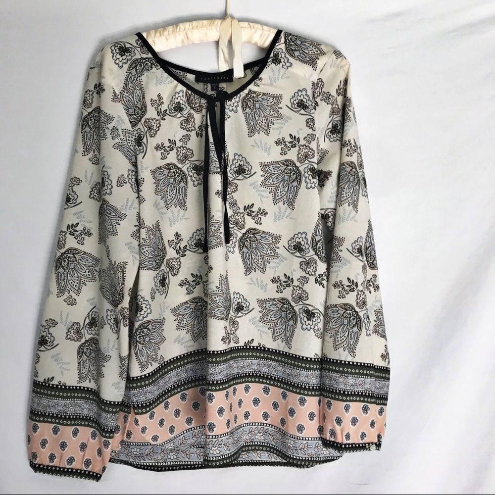 Sanctuary tunic in pink and sage.